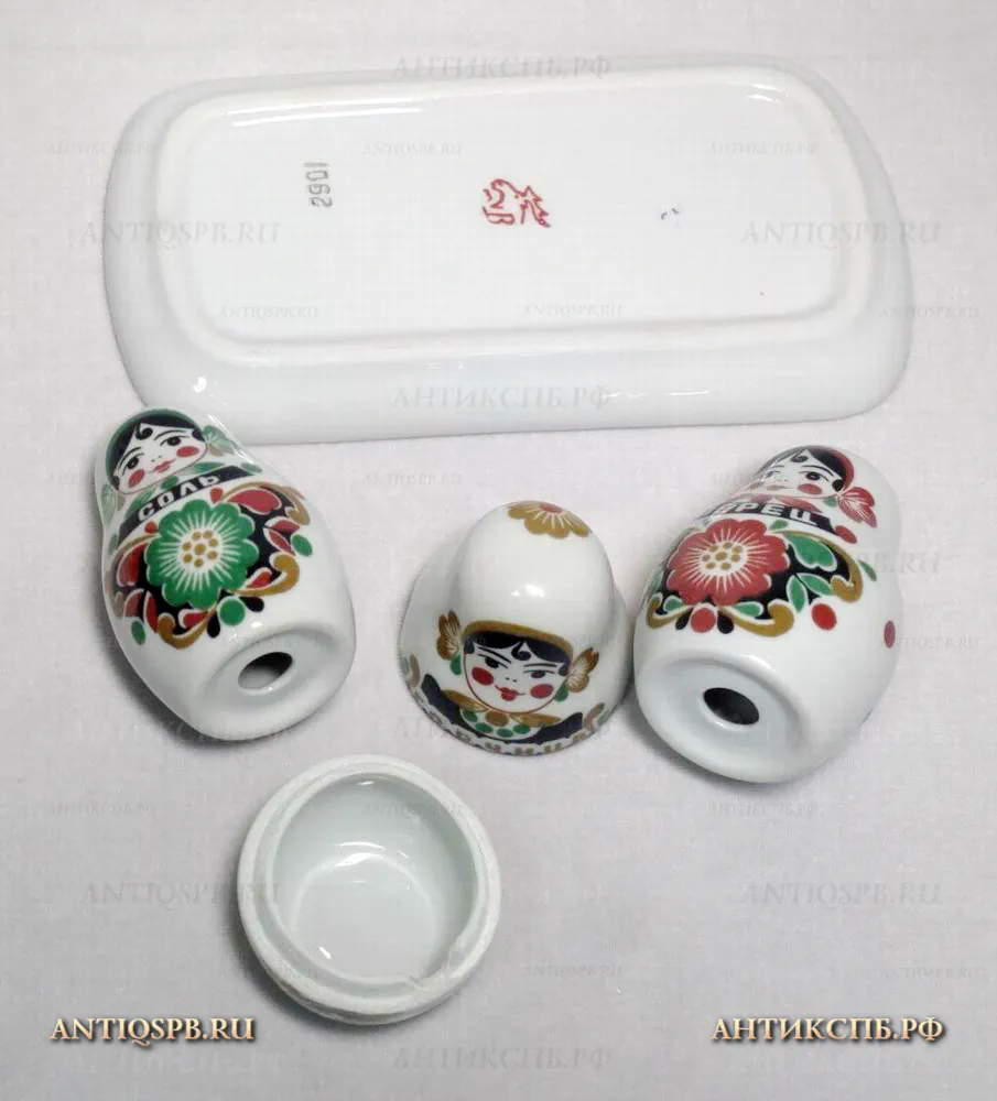 Набор для специй из фарфора "Матрешки". Вербилки. Вт. пол. ХХ века. №17409